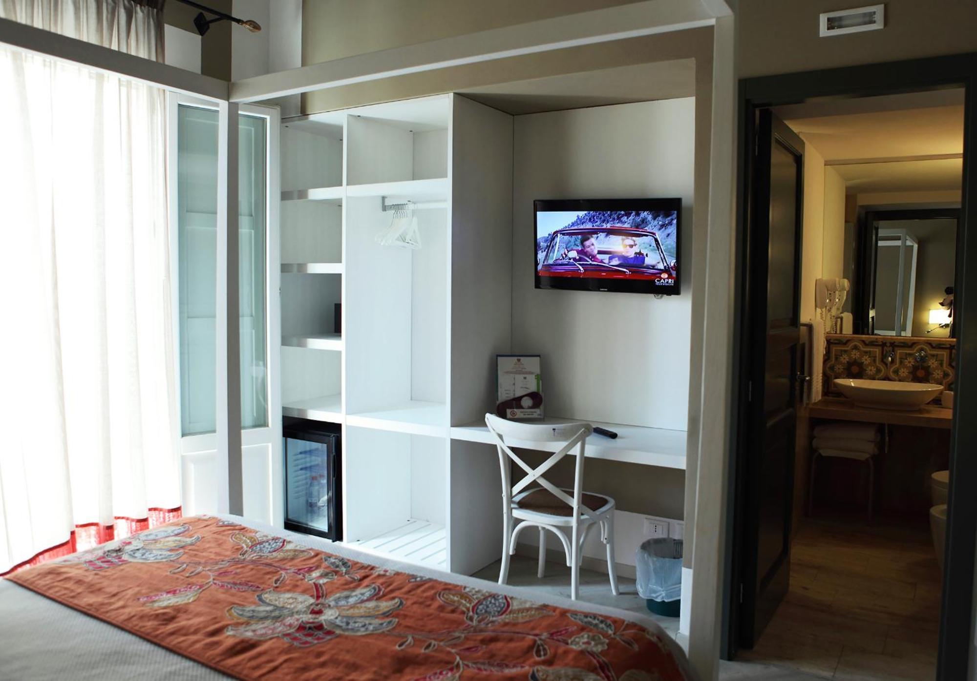 Aegusa Hotel ฟาวีญานา ห้อง รูปภาพ