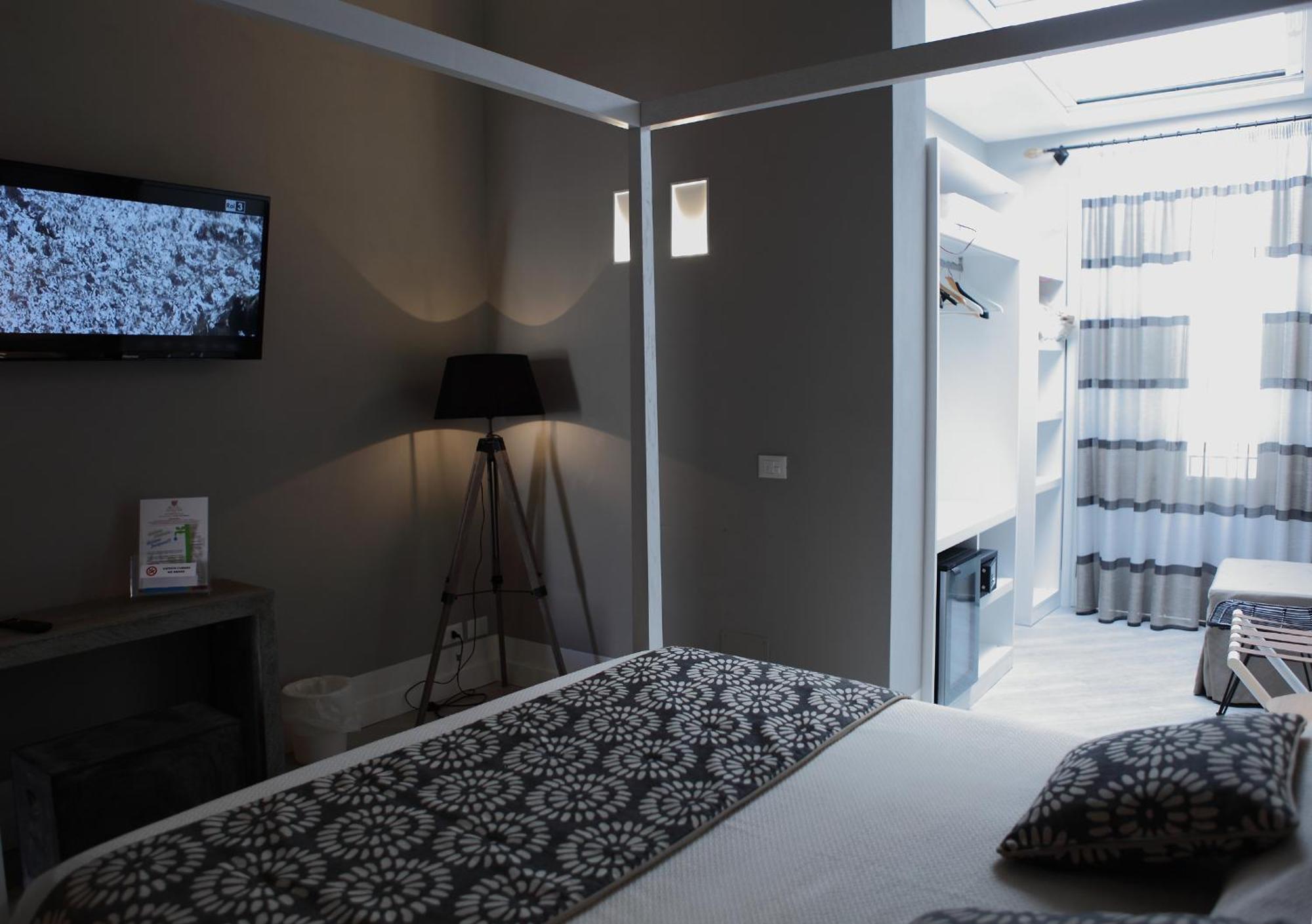 Aegusa Hotel ฟาวีญานา ห้อง รูปภาพ