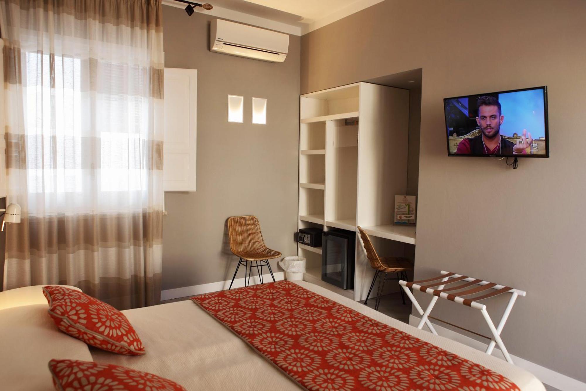 Aegusa Hotel ฟาวีญานา ภายนอก รูปภาพ
