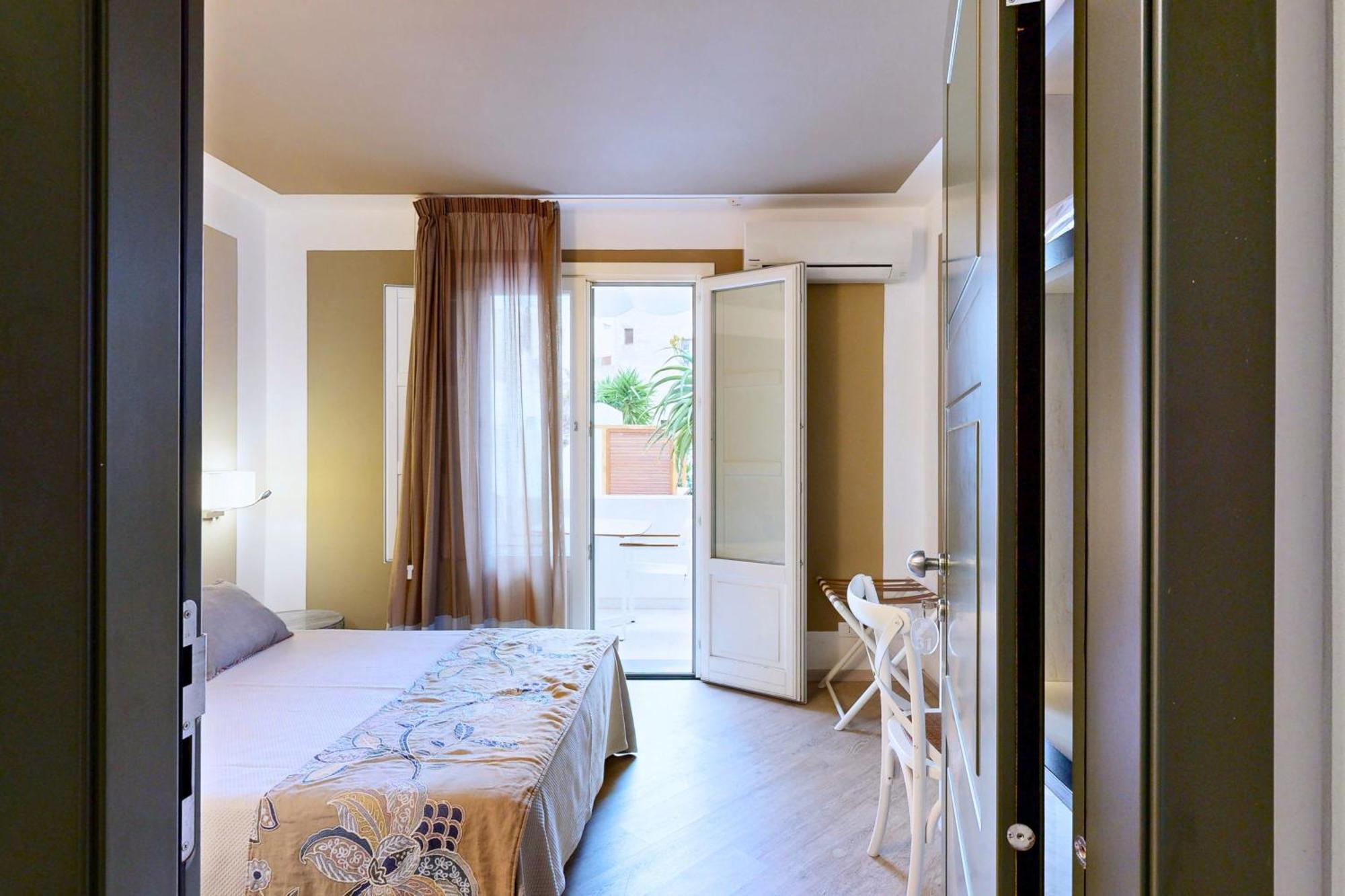 Aegusa Hotel ฟาวีญานา ภายนอก รูปภาพ